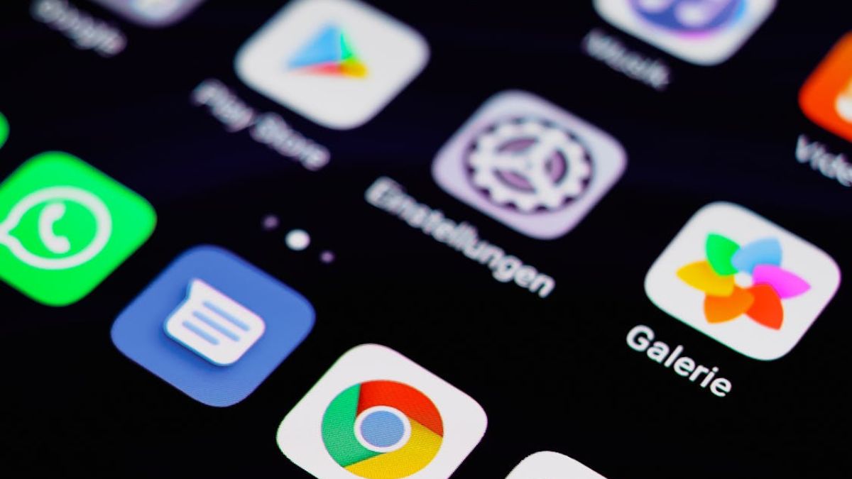 How to Tell If a WhatsApp Job Offer Is Fake (Real Warning Signs Revealed)