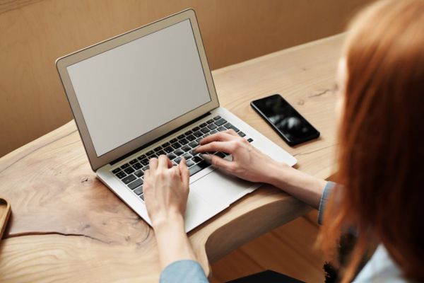 beginner freelancer creating proposal samples